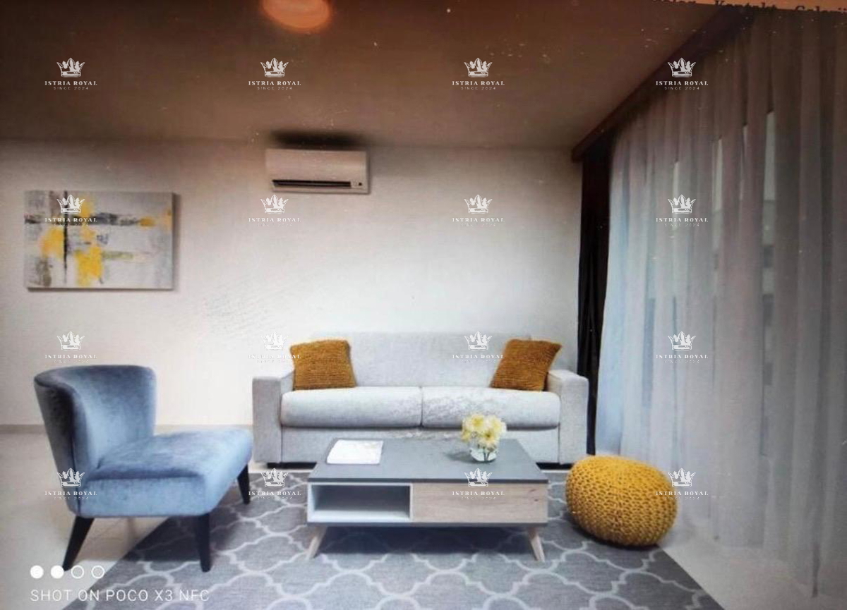 Istra, Umag appartamento 59m2, primo piano fronte mare, resort, piscina, garage, di lusso