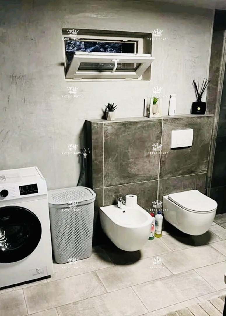 Istra, Buje, casa 122m2, completamente ristrutturata, centro