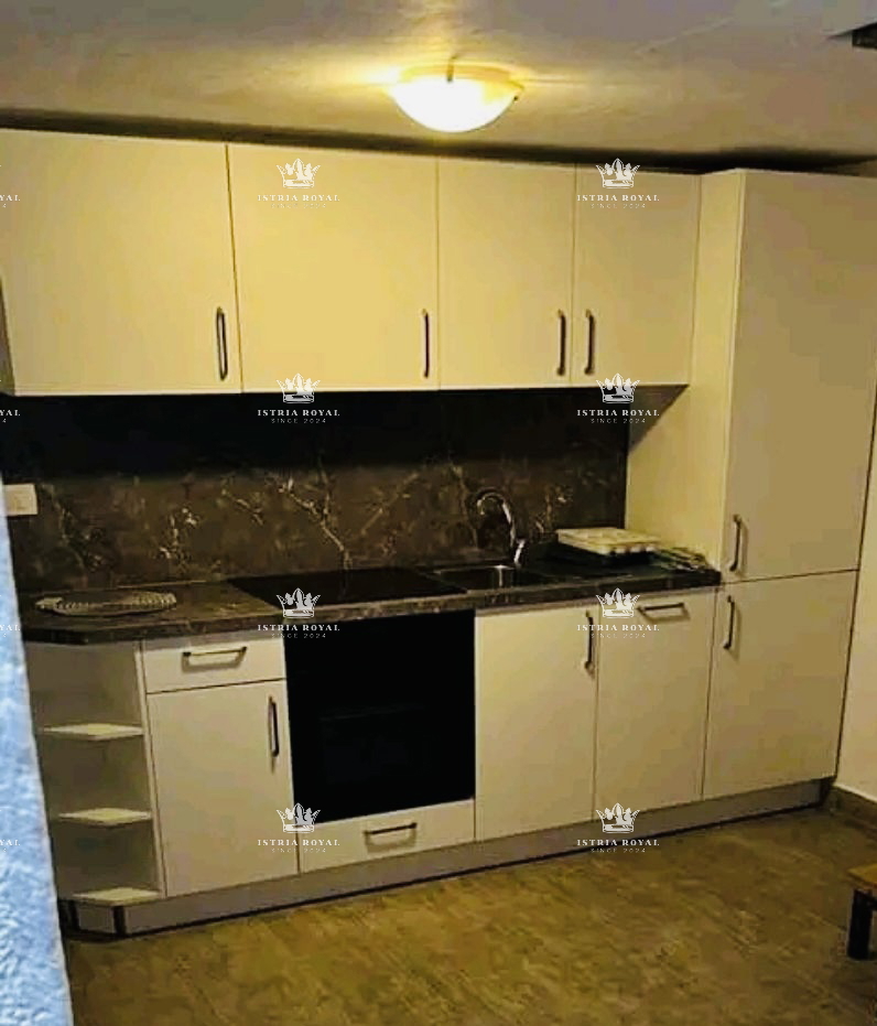 Istra, Buje, casa 122m2, completamente ristrutturata, centro