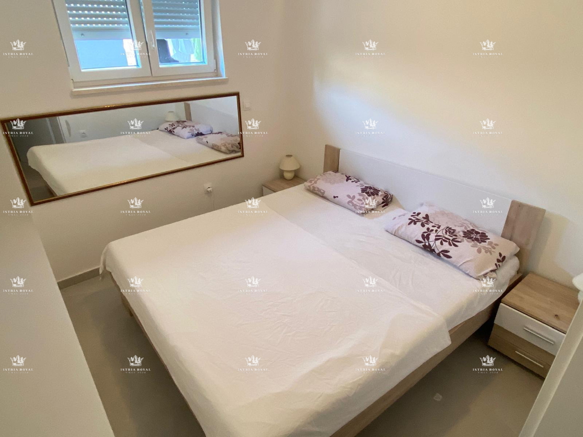 Appartamento in Vendita a Pola – Nuova Costruzione, 2 Camere da Letto + Soggiorno, Terrazza, Giardino, Posto Auto – Esclusivo!