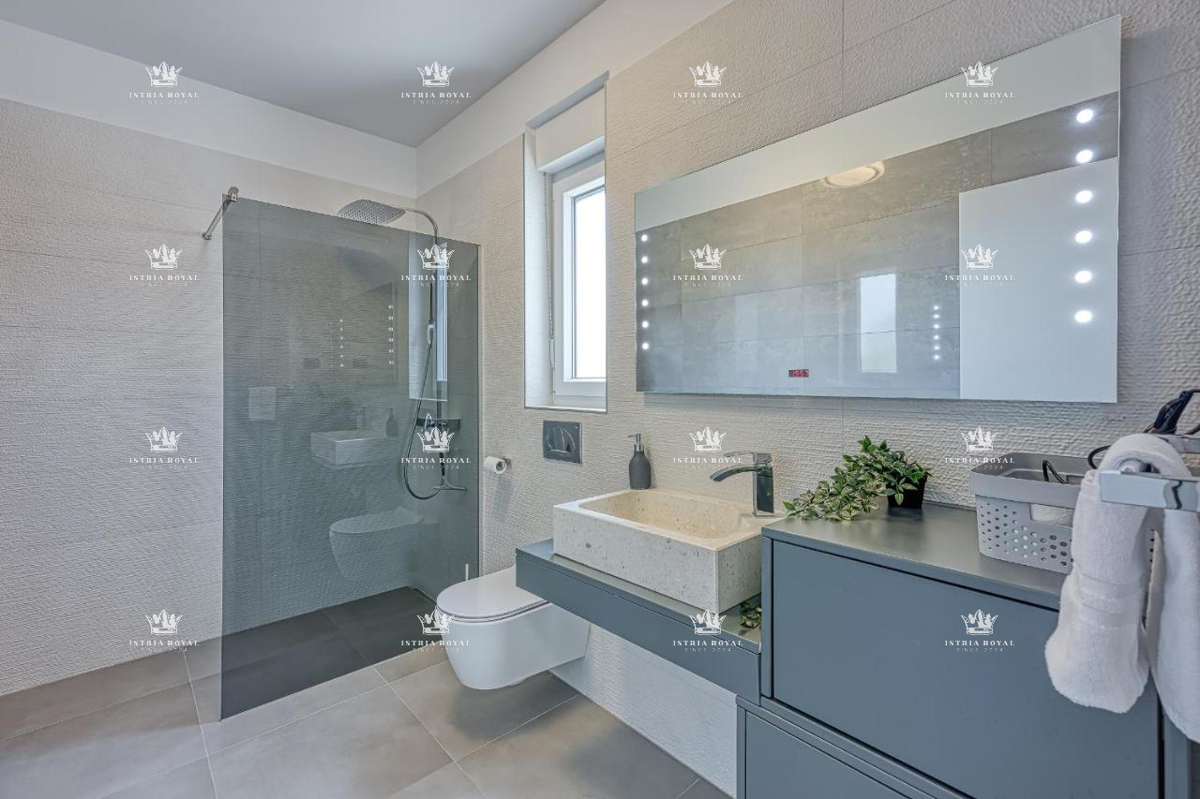 ISTRA, GALIŽANA – Villa di lusso indipendente con piscina, 150 m², 3 camere da letto – IN VENDITA!