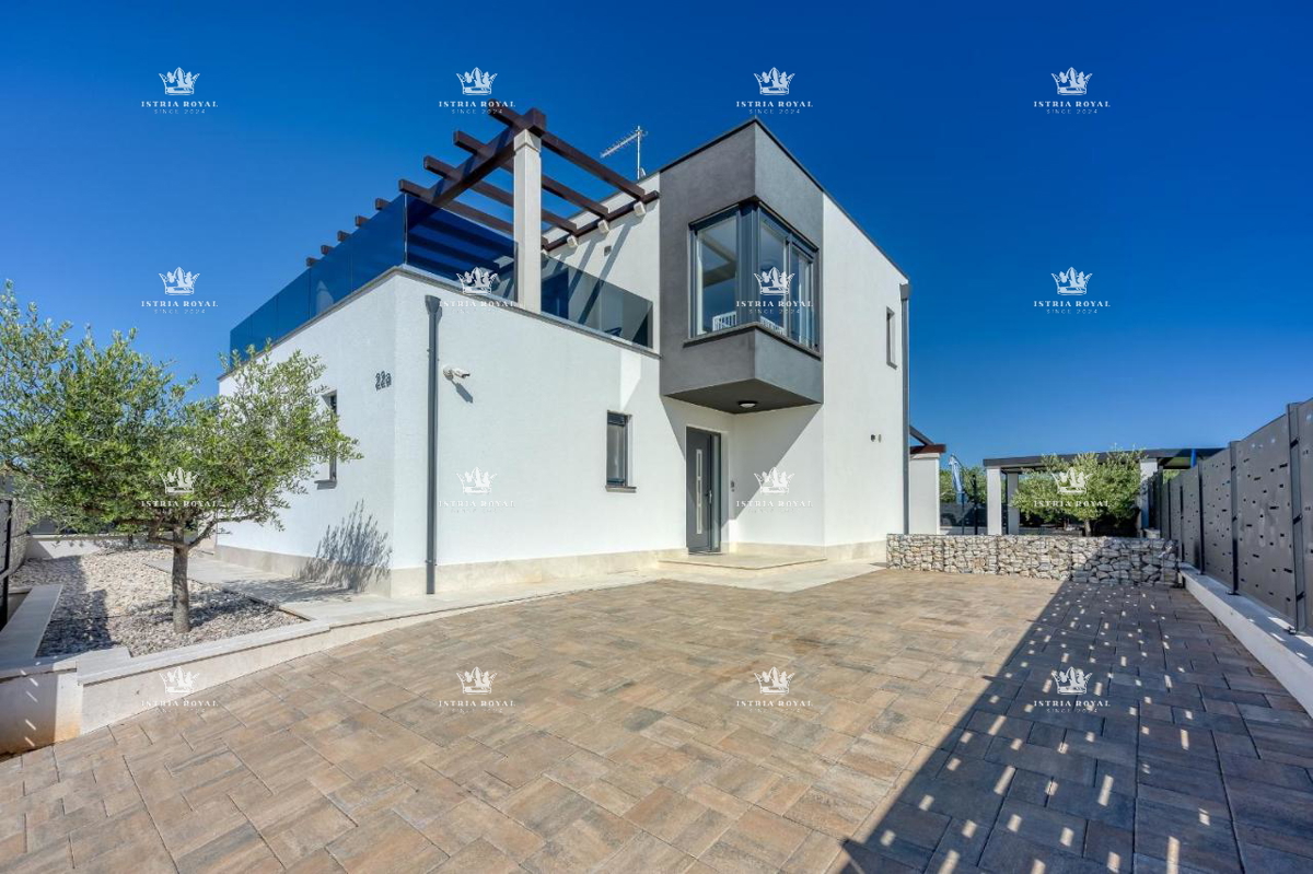 ISTRA, GALIŽANA – Villa di lusso indipendente con piscina, 150 m², 3 camere da letto – IN VENDITA!