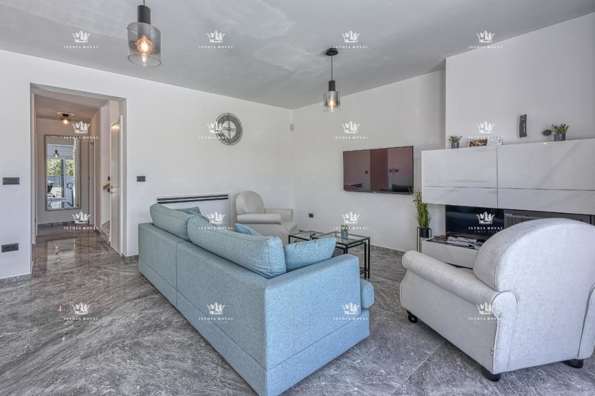ISTRA, GALIŽANA – Villa di lusso indipendente con piscina, 150 m², 3 camere da letto – IN VENDITA!