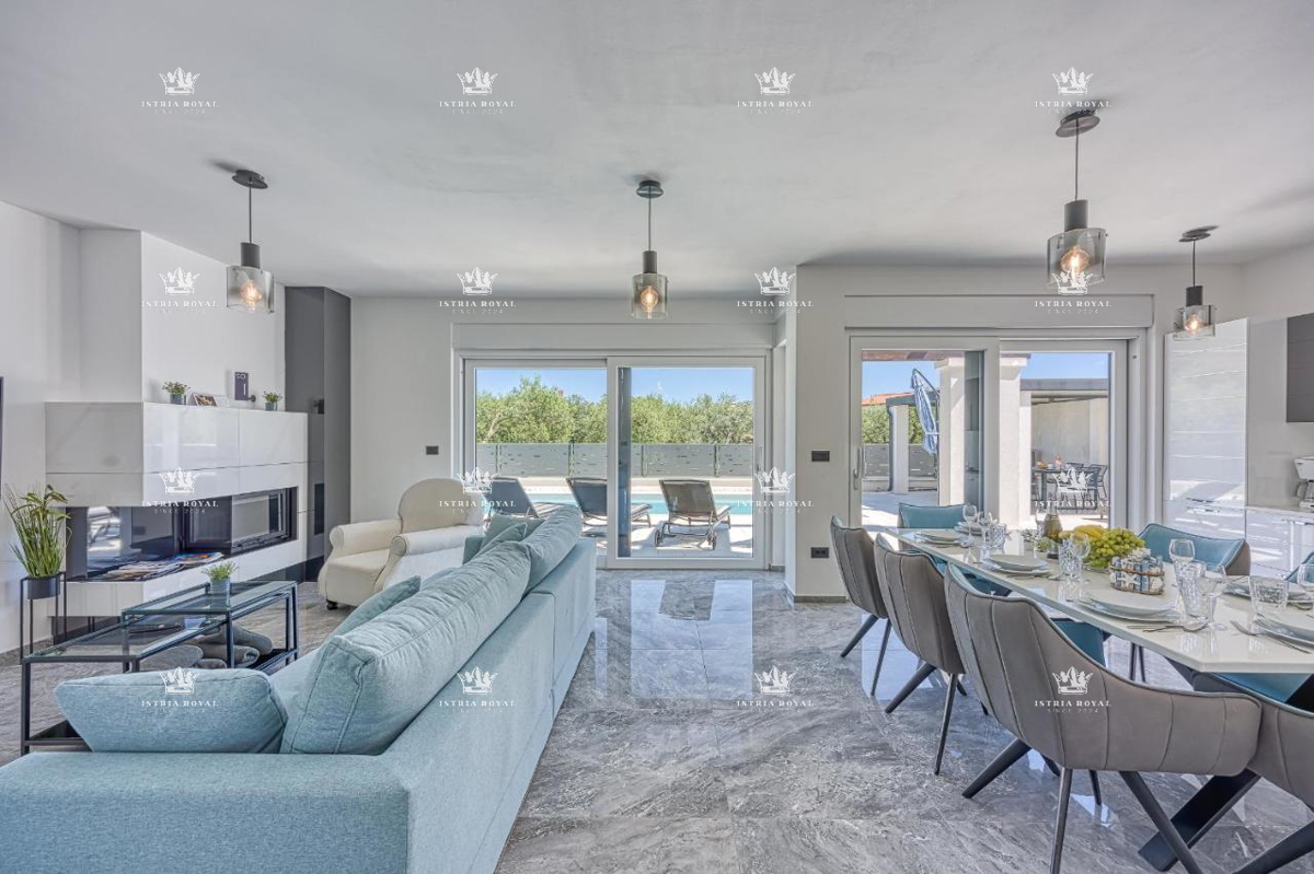 ISTRA, GALIŽANA – Villa di lusso indipendente con piscina, 150 m², 3 camere da letto – IN VENDITA!