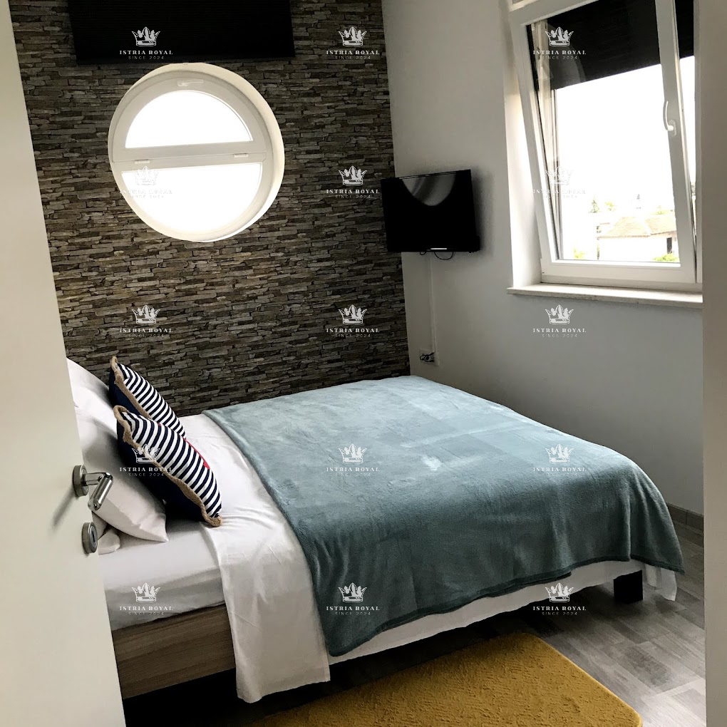 Villa in vendita a Medulin con 6 appartamenti – Nuova costruzione con piscina e vicinanza alla spiaggia, ideale per investimento, Pola, Istria.