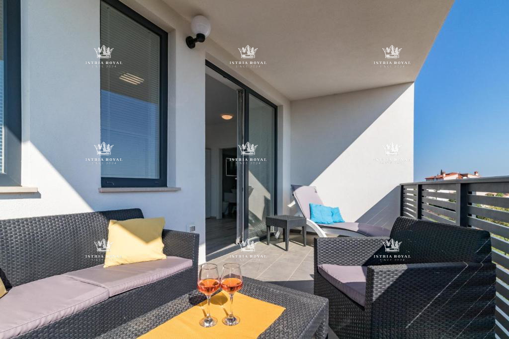 Villa in vendita a Medulin con 6 appartamenti – Nuova costruzione con piscina e vicinanza alla spiaggia, ideale per investimento, Pola, Istria.
