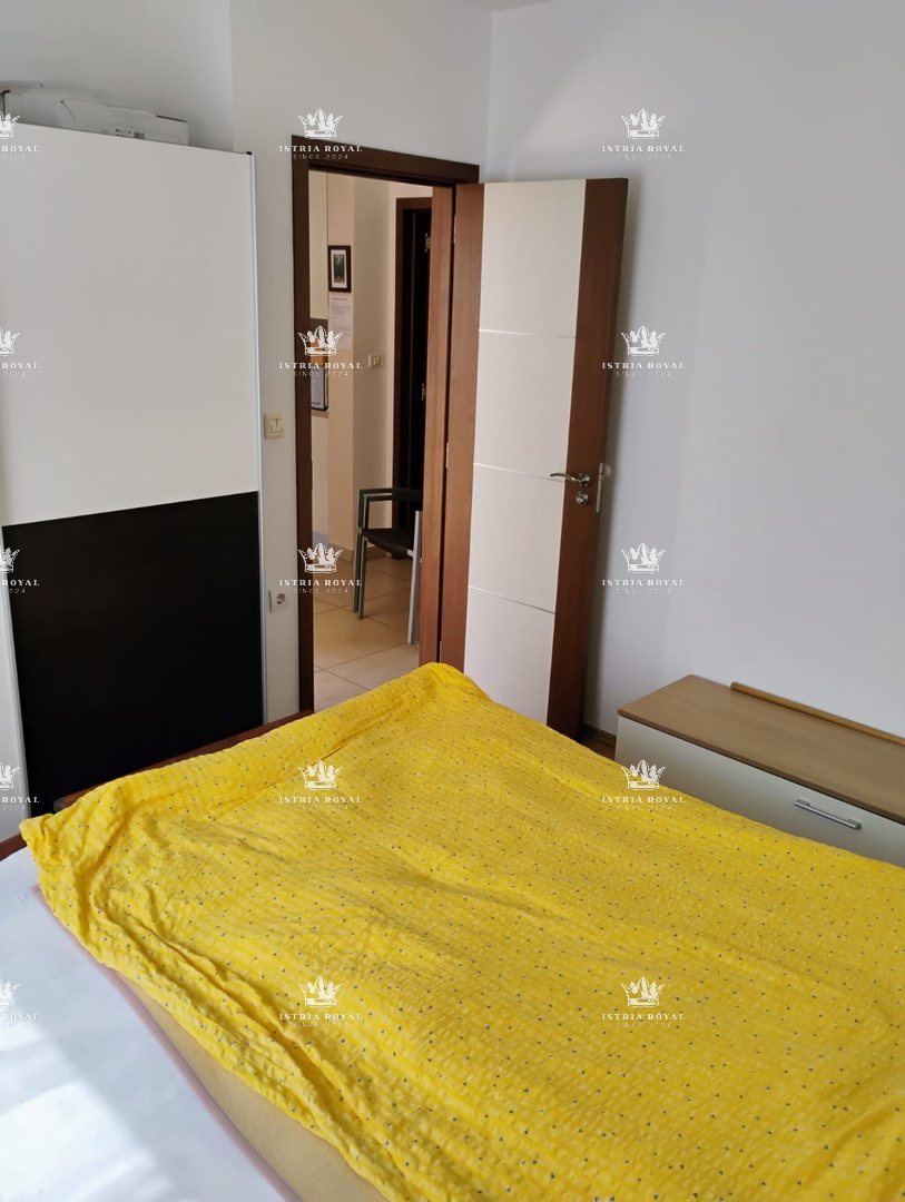 Si vende unità abitativa – Piano terra con cortile, ripostiglio e proprietà esclusiva, Istria, Pola, Ližnjan.