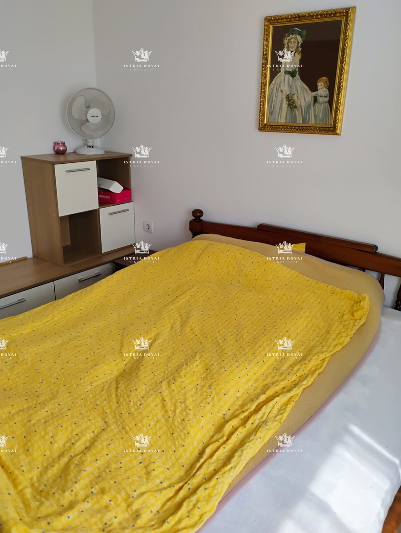 Si vende unità abitativa – Piano terra con cortile, ripostiglio e proprietà esclusiva, Istria, Pola, Ližnjan.