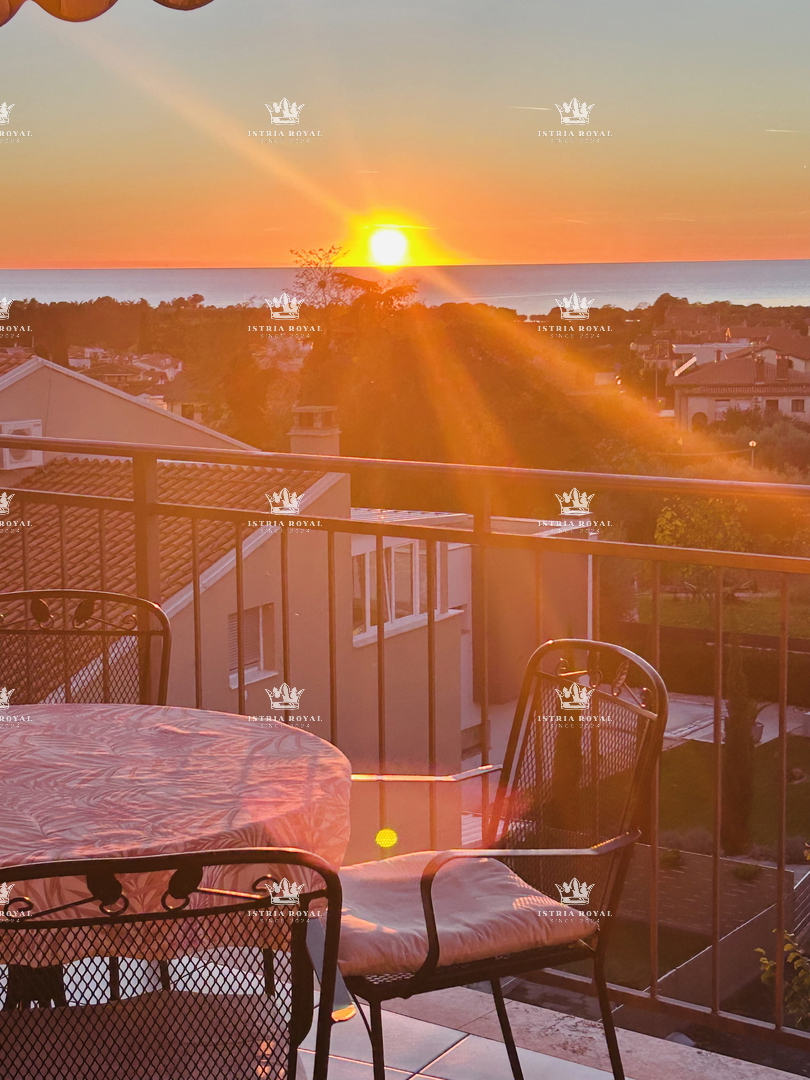 Attico di lusso a Novigrad – 102 m² + terrazza con vista mare, 2 posti auto