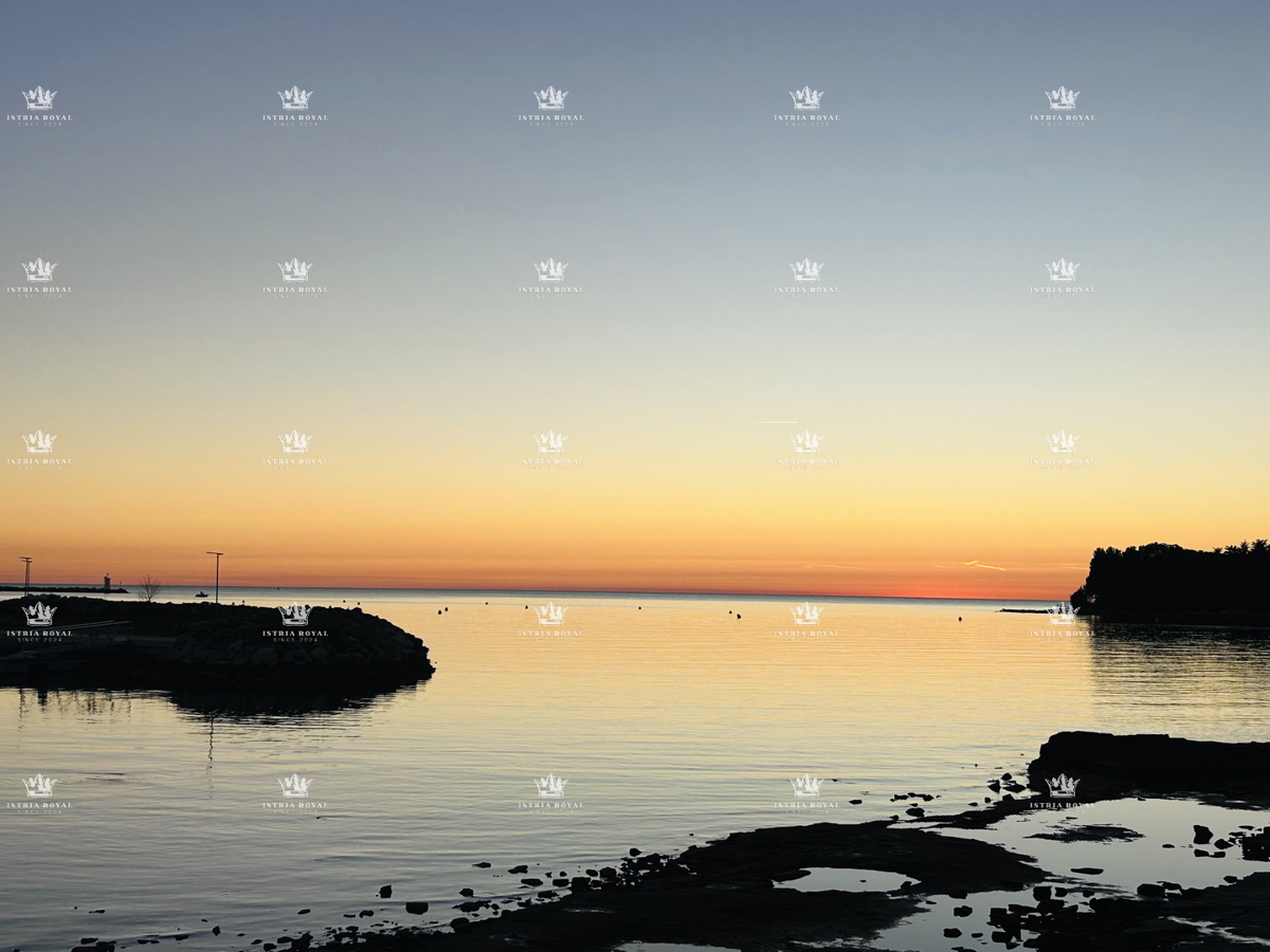 Attico di lusso a Novigrad – 102 m² + terrazza con vista mare, 2 posti auto