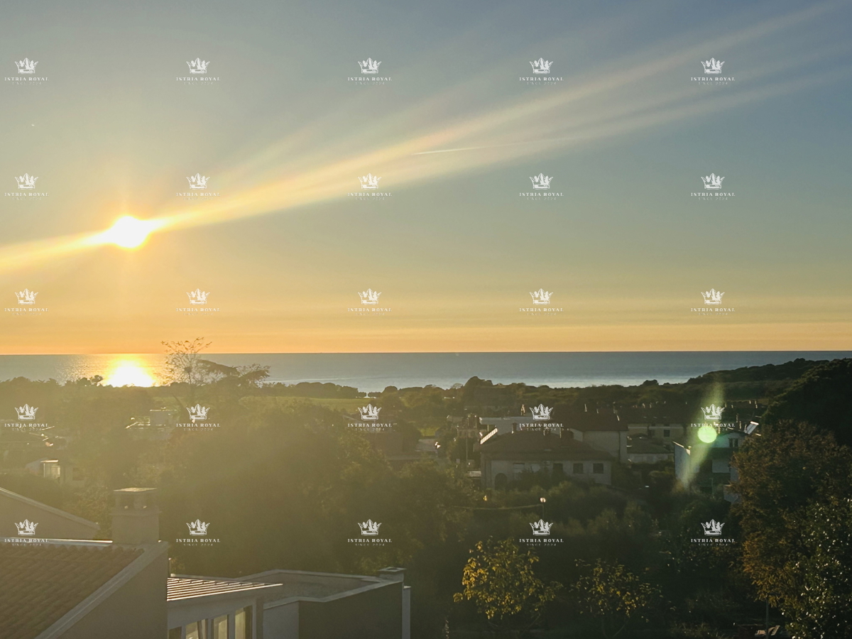 Attico di lusso a Novigrad – 102 m² + terrazza con vista mare, 2 posti auto