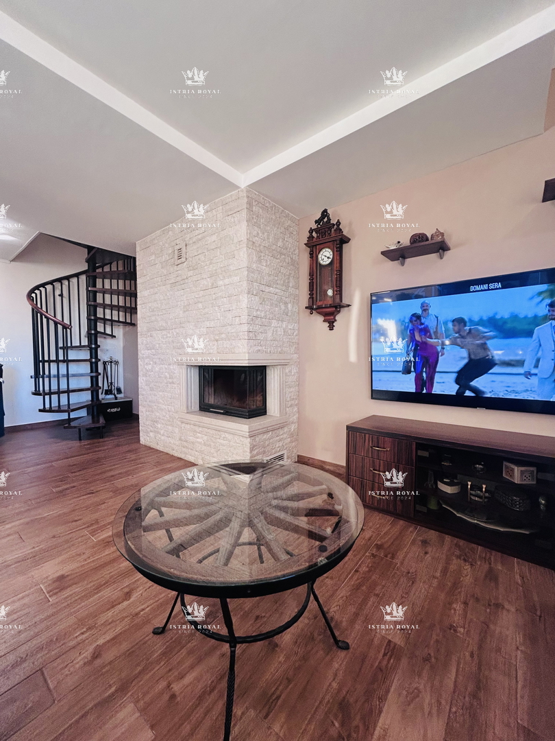 Attico di lusso a Novigrad – 102 m² + terrazza con vista mare, 2 posti auto