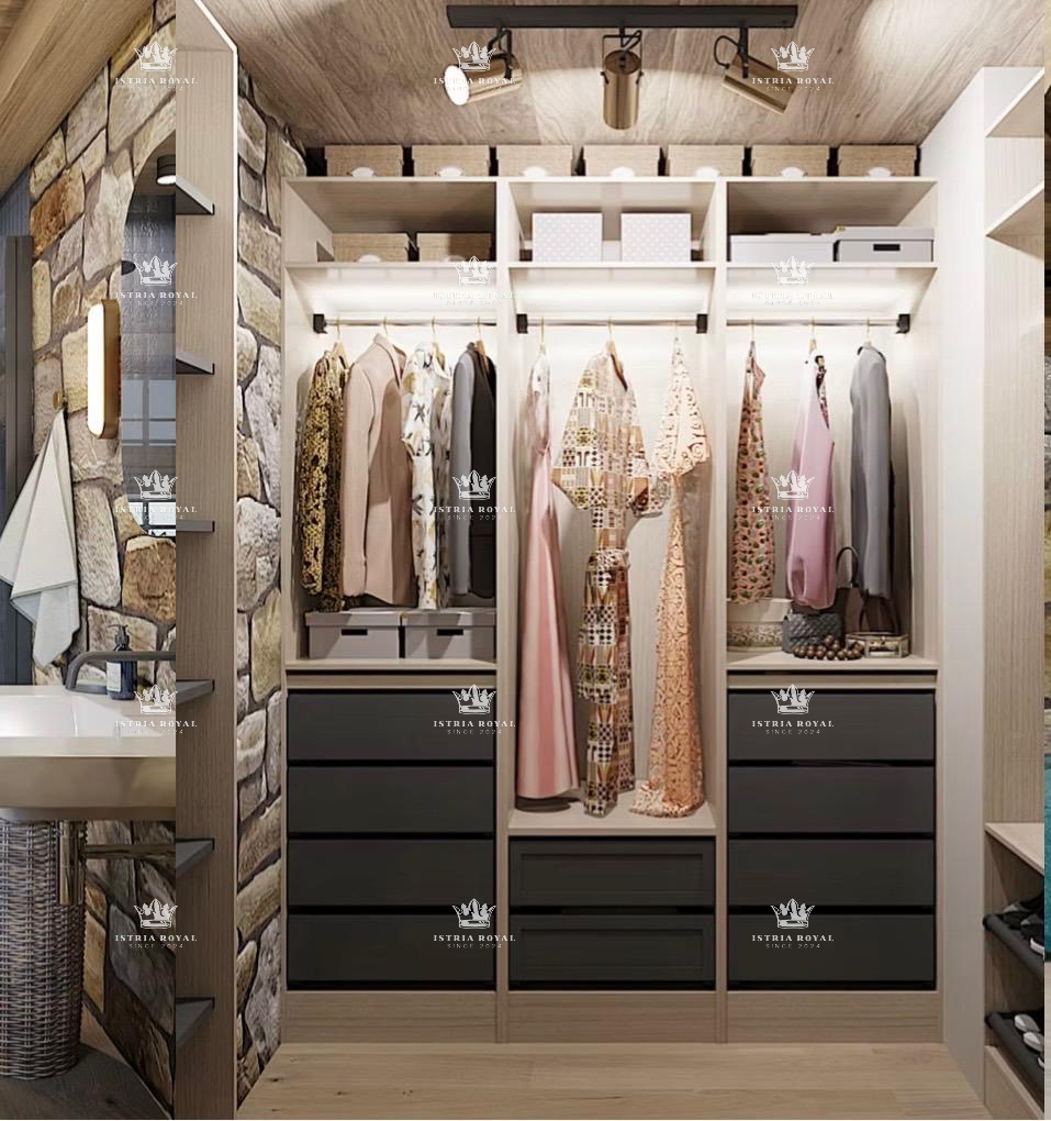 Istra, Kastelir, Rojci, casa antica istriana ristrutturata di 183 m2 con piscina, terreno di 153 m2, vista mare, cantina per vino, sauna