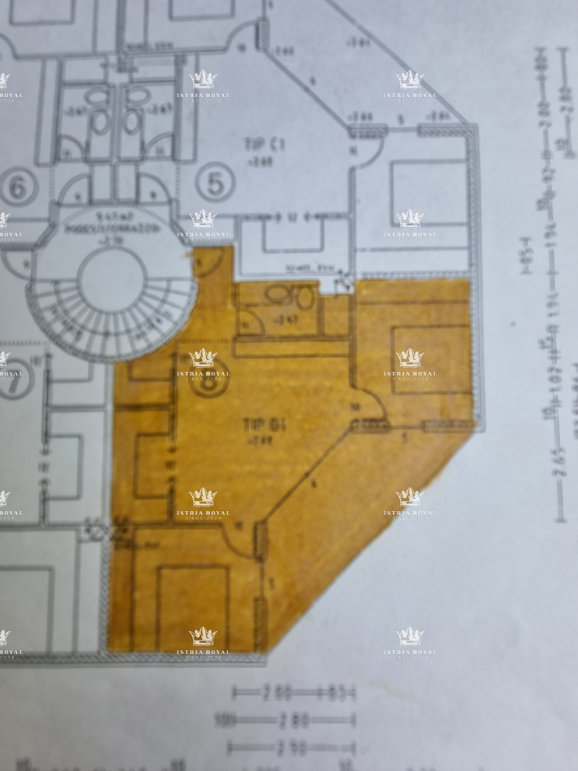 Istria, Umago, vendita appartamento con vista mare a Zambratija – 77 m², garage, 2 camere da letto + soggiorno doppio, vicinanza alla spiaggia!