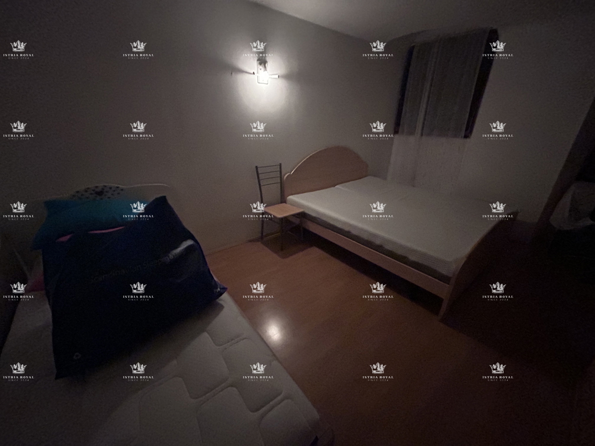 Istria, Buie, due appartamenti, 50 m2 + 100 m2, 4 camere da letto, due soggiorni