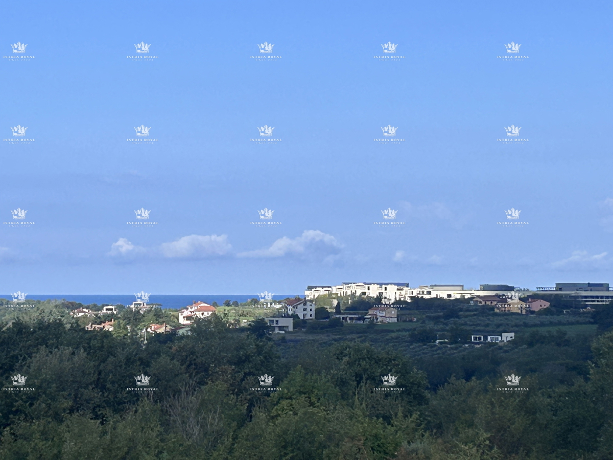 Istria, Crveni Vrh, terreno edificabile 630 m2, tutte le infrastrutture, vista mare