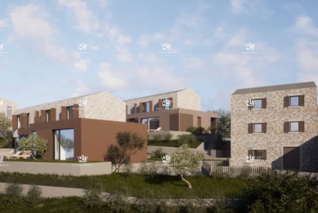 Istra, vicino a Oprtlja, Kalegarići, terreno edificabile di 3042 m2 per 4 ville, tutta l'infrastruttura nelle immediate vicinanze, posizione eccellente