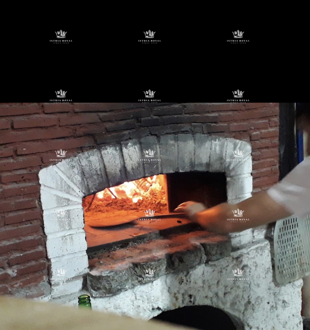 Istria, Umago, centro, vendita di un ristorante con casa, prima fila sul mare - POSSIBILITÀ DI AFFITTO DEL RISTORANTE!