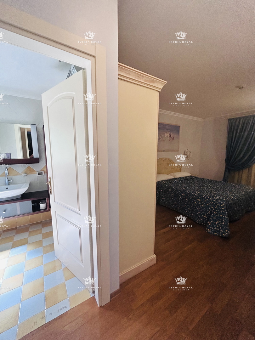 Istra, Savudrija, Crveni Vrh, vendita di appartamenti con vista mare in un complesso elitario, residenza a 100 m dal mare.