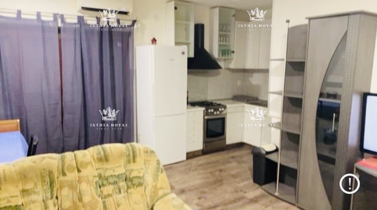 Istria, Buzet, appartamento 135m2, 5 camere + soggiorno doppio, parcheggio