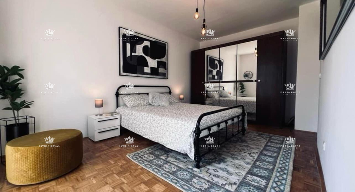 Istria, Umag, appartamento 80m2, 2 camere da letto + soggiorno, due terrazze.