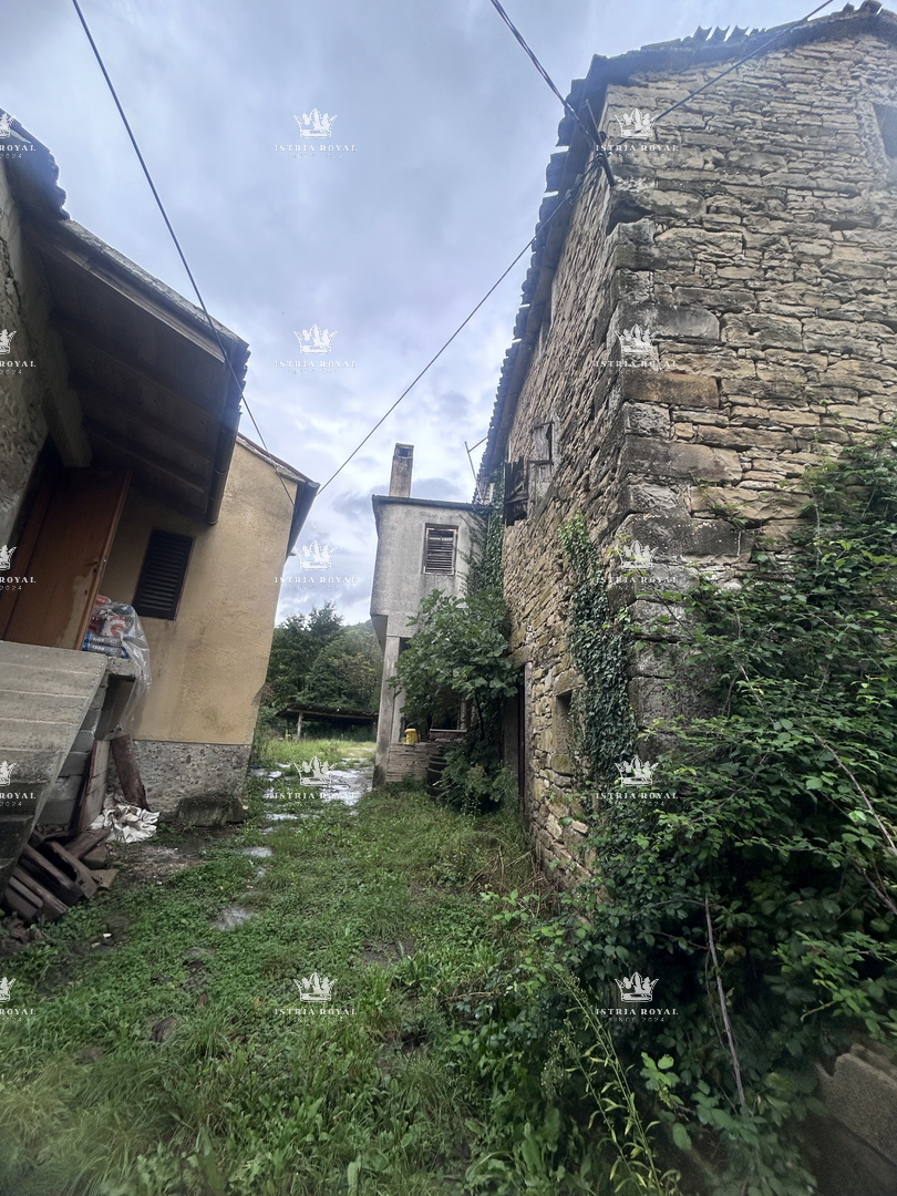 ISTRA – SENJ (OPRTALJ) – VENDITA DI VECCHIA CASA IN PIETRA ISTRIANA CON VISTA – 90m², DA RISTRUTTURARE.