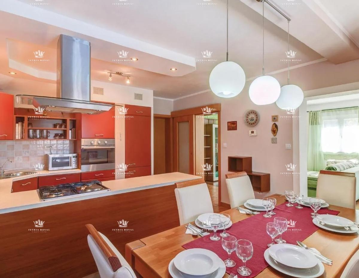 Casa con piscina in vendita – Pola, Škatari