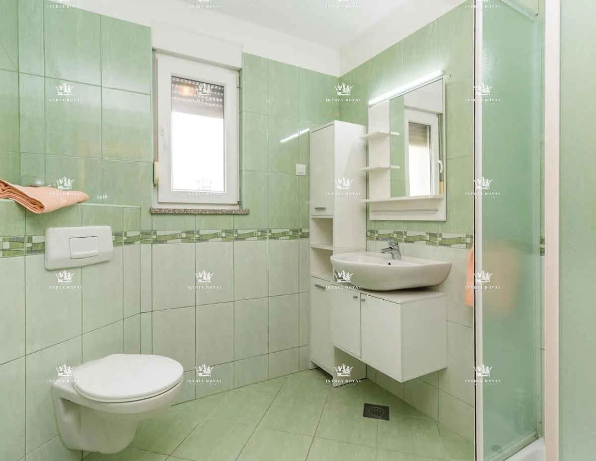 Casa con piscina in vendita – Pola, Škatari