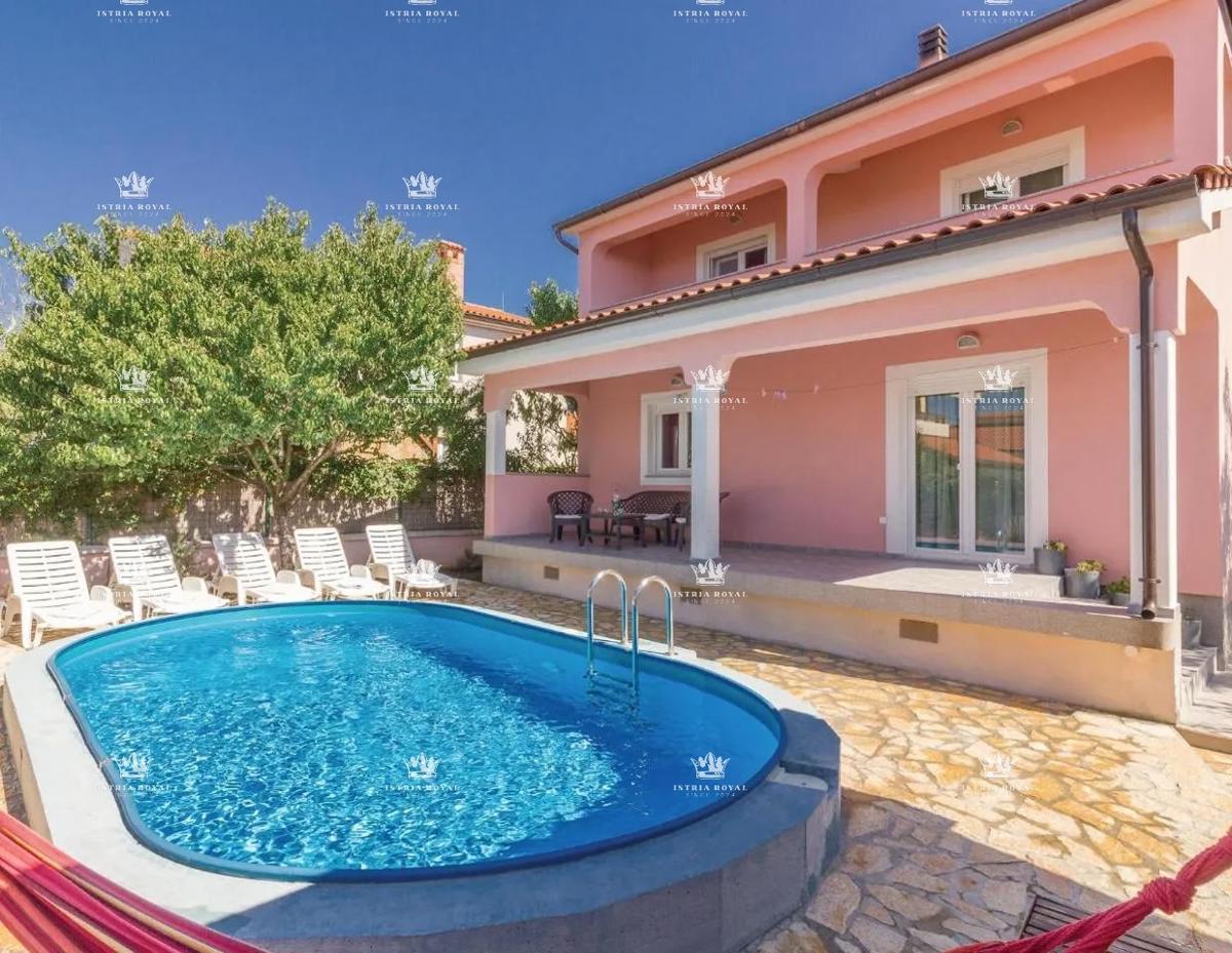 Casa con piscina in vendita – Pola, Škatari