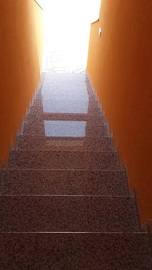  VENDESI CASA CON DUE UNITÀ ABITATIVE + CORTILE – TOTALE 136,78 m²! ISTRIA, LIŽNJAN, PULA