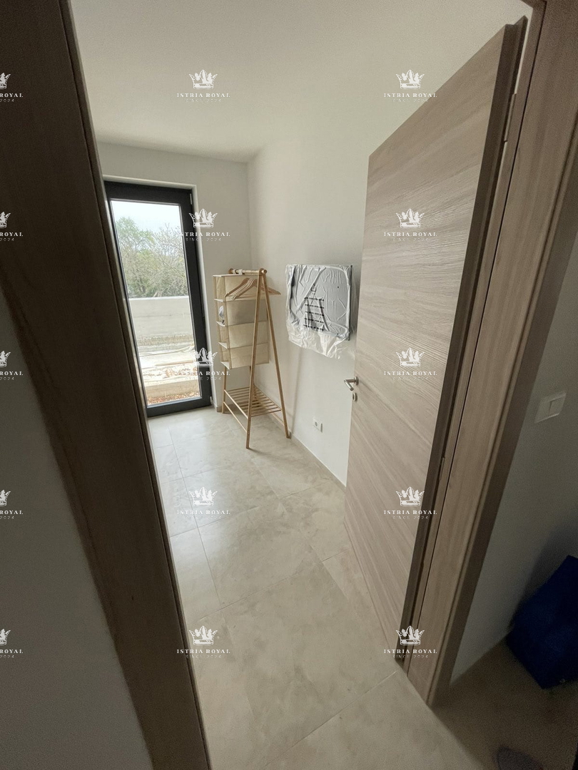 Istra, Medulin, appartamento in nuova costruzione con piscina e giardino