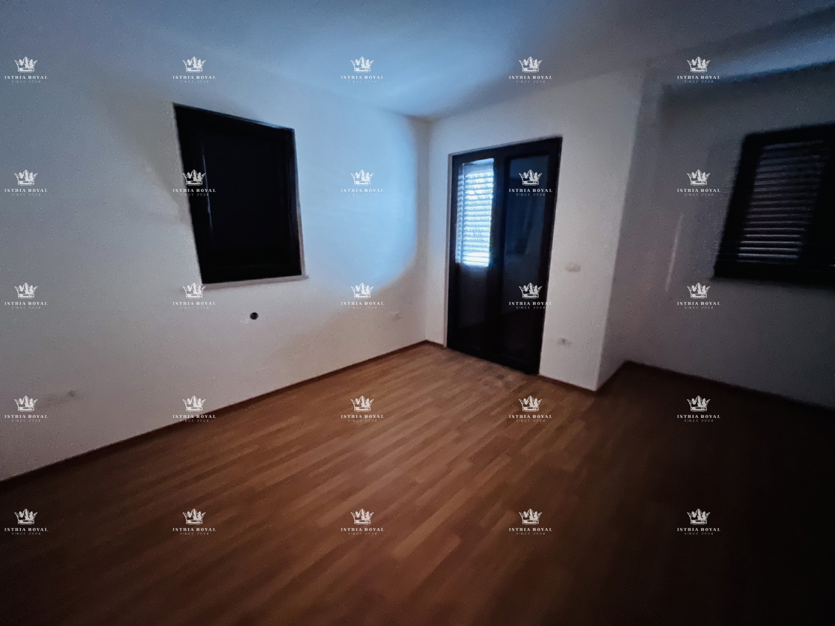 Istria, Bašanija, appartamento 2 camere da letto + soggiorno con angolo cottura, 93 m2, tre terrazze, parte del residence