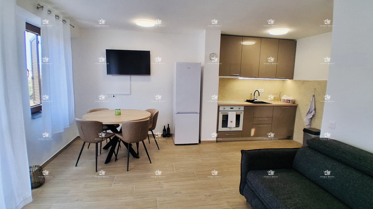 Istra, Červar Porat, appartamento 40,6 m², 2° piano, 1 camera da letto + soggiorno con angolo cottura