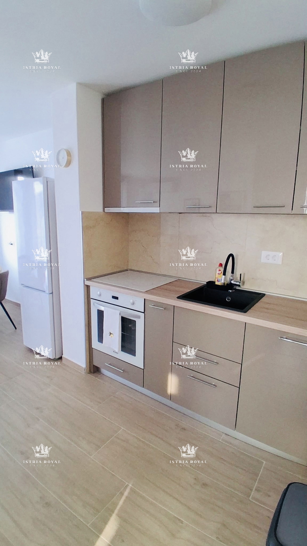 Istra, Červar Porat, appartamento 40,6 m², 2° piano, 1 camera da letto + soggiorno con angolo cottura