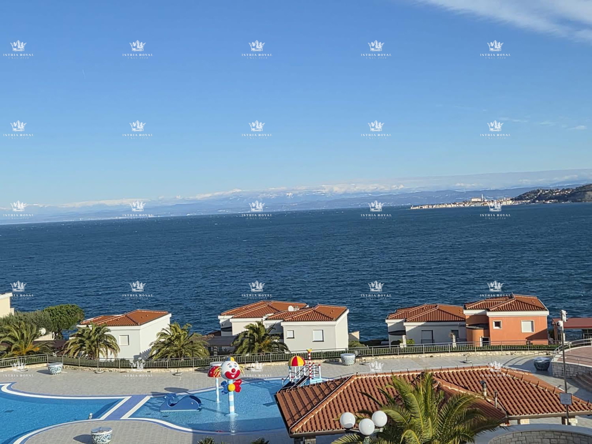 Istra, Crveni Vrh, Appartamento 39m2, 1 camera da letto + soggiorno con angolo cottura, vicino al mare, zona residenziale, vista aperta sul mare,