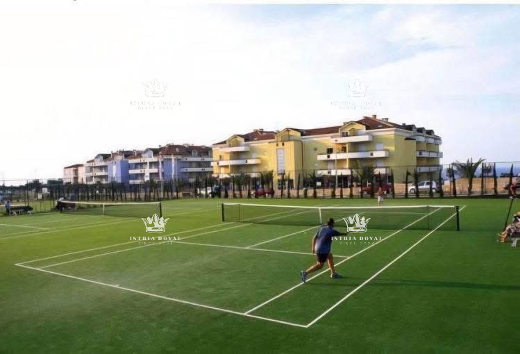 Istra, Crveni Vrh, Appartamento 39m2, 1 camera da letto + soggiorno con angolo cottura, vicino al mare, zona residenziale, vista aperta sul mare,