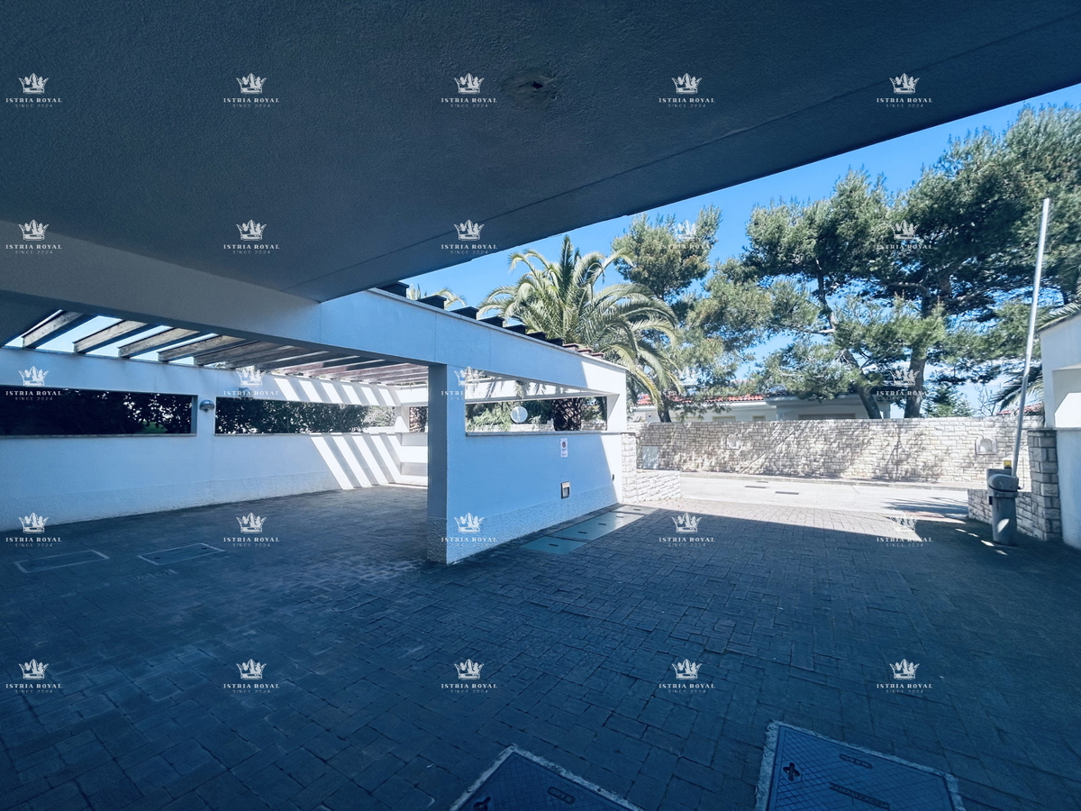 LUSSUOSO APPARTAMENTO VICINO AL MARE – CRVENI VRH, SAVUDRIJA (116 m², 2CAMERE + SOGGIORNO, TERRAZZA, VISTA MARE)