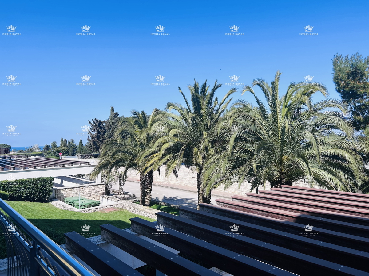 LUSSUOSO APPARTAMENTO VICINO AL MARE – CRVENI VRH, SAVUDRIJA (116 m², 2CAMERE + SOGGIORNO, TERRAZZA, VISTA MARE)