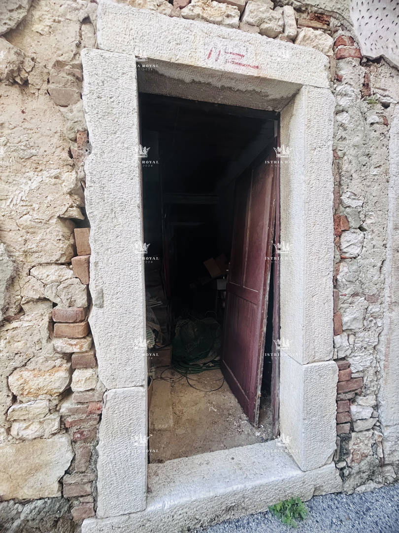 VENDITA ESCLUSIVA – CASA A SCHIERA, VRSAR – CENTRO, 120 m², INVESTIMENTO PER IL TURISMO