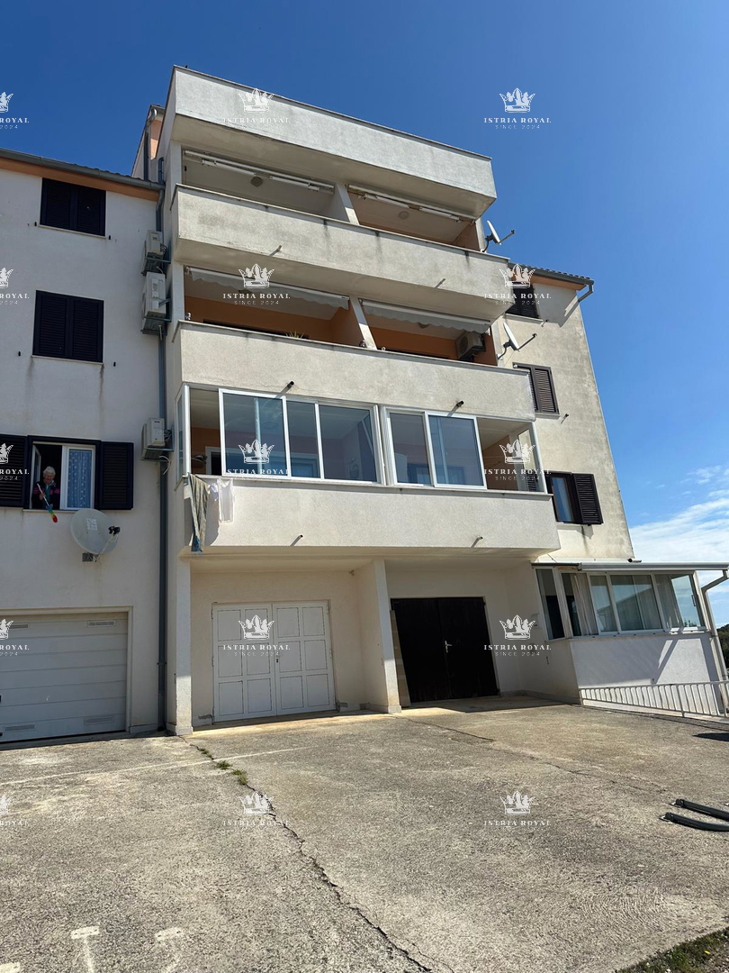 VENDITA APPARTAMENTO – VRSAR, ISTRIA | 50 m² | VISTA MARE | OTTIMA POSIZIONE