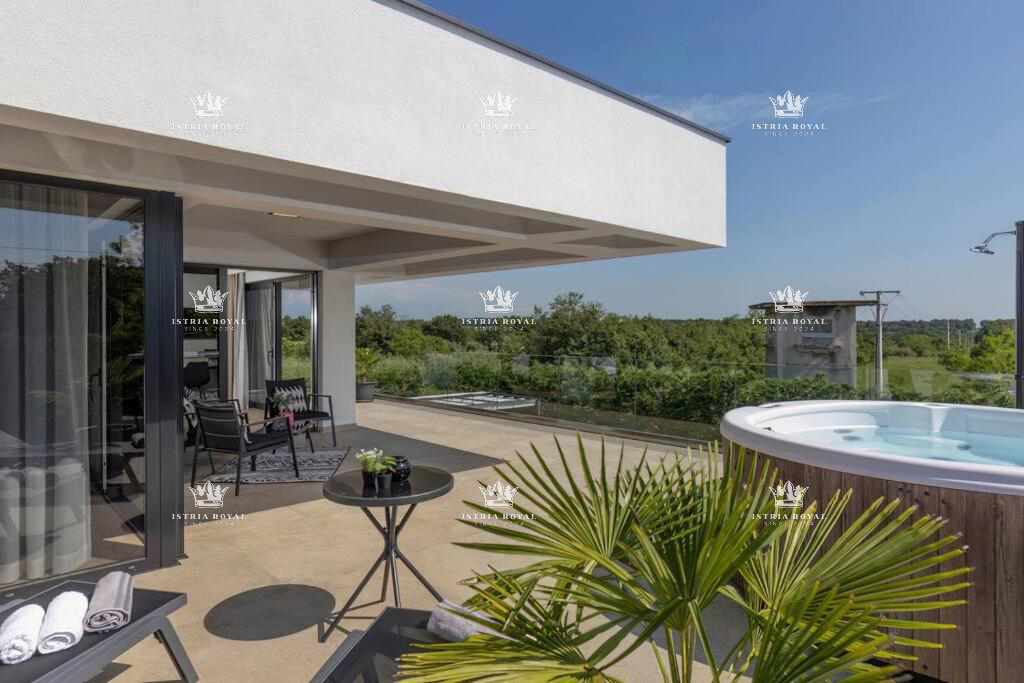 ISTRA, UMAG, OKOLICA, SMART HOME VILLA CON PISCINA RISCALDATA.