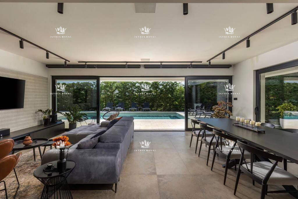 ISTRA, UMAG, OKOLICA, SMART HOME VILLA CON PISCINA RISCALDATA.