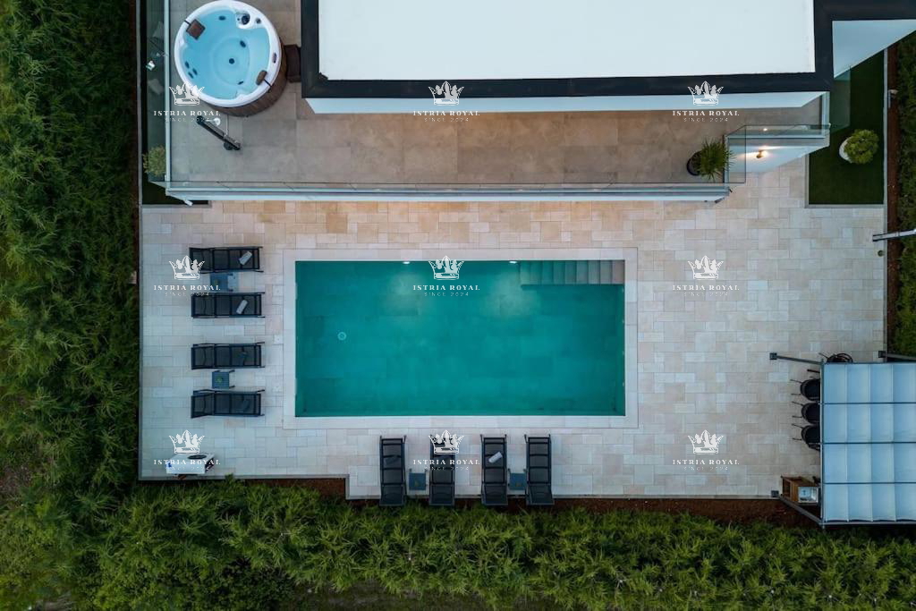 ISTRA, UMAG, OKOLICA, SMART HOME VILLA CON PISCINA RISCALDATA.