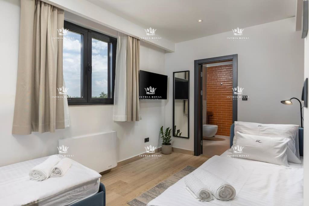 ISTRA, UMAG, OKOLICA, SMART HOME VILLA CON PISCINA RISCALDATA.