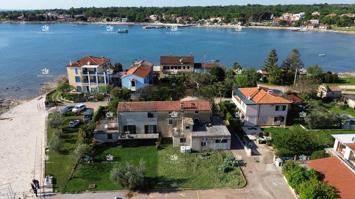 ISTRIA, VENDITA DI UNA DOPPIA CASA IN PIETRA AL PRIMO RIFLESSO DEL MARE – DINTORNI DI NOVIGRAD.