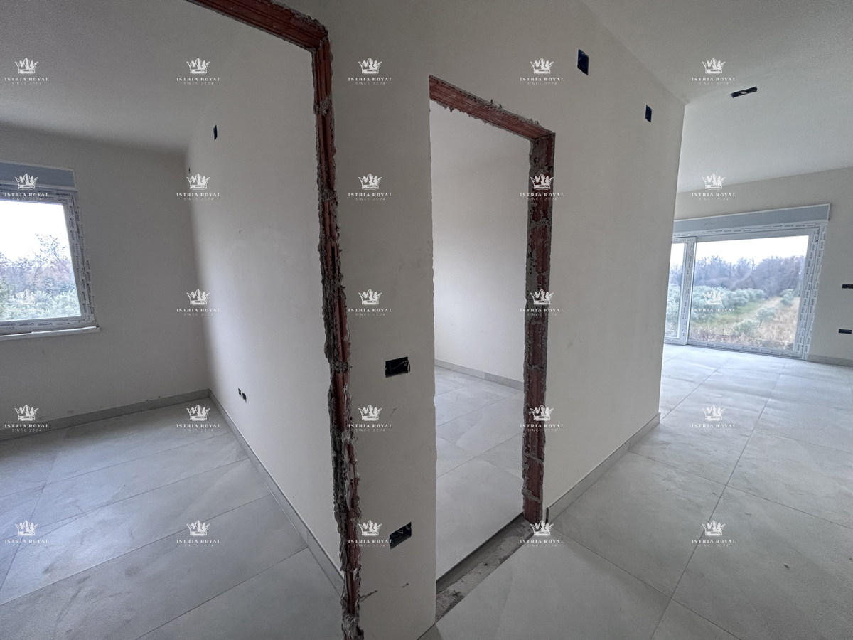 Istria, Umag, appartamento 71m2, 2 camere da letto + soggiorno, garage, ripostiglio, piscina, primo piano, vista mare