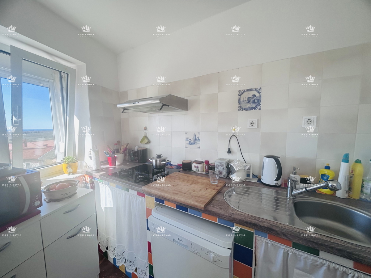 Istra, Brtonigla, appartamento 102,19 m², 2 camere da letto + soggiorno, terrazza, vista mare