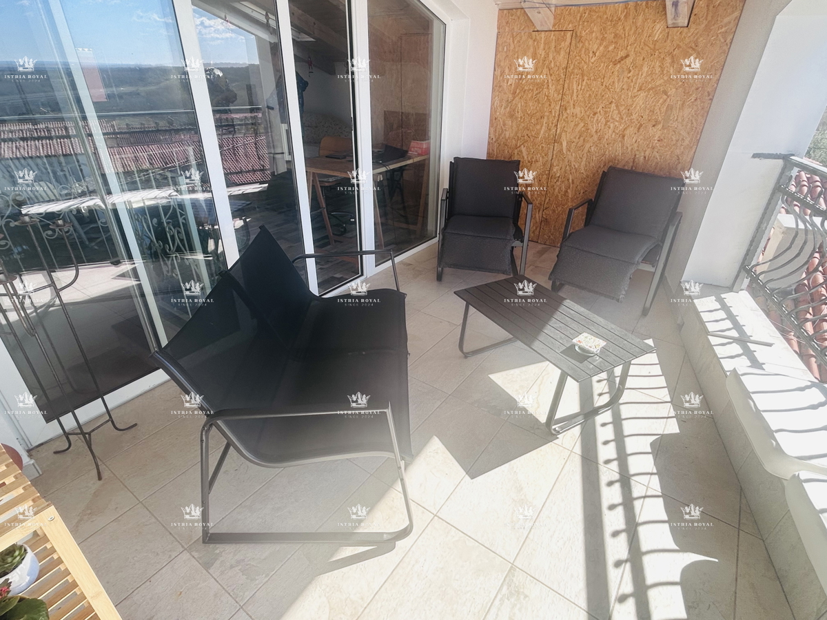 Istra, Brtonigla, appartamento 102,19 m², 2 camere da letto + soggiorno, terrazza, vista mare