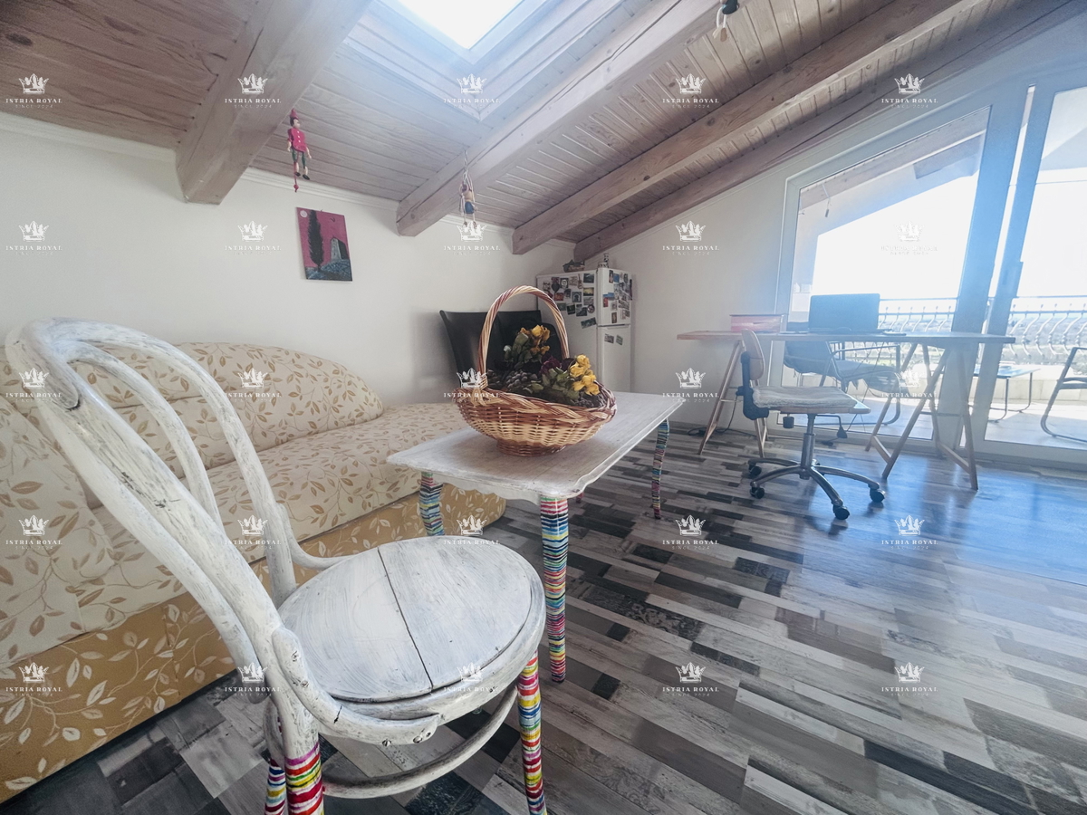 Istra, Brtonigla, appartamento 102,19 m², 2 camere da letto + soggiorno, terrazza, vista mare