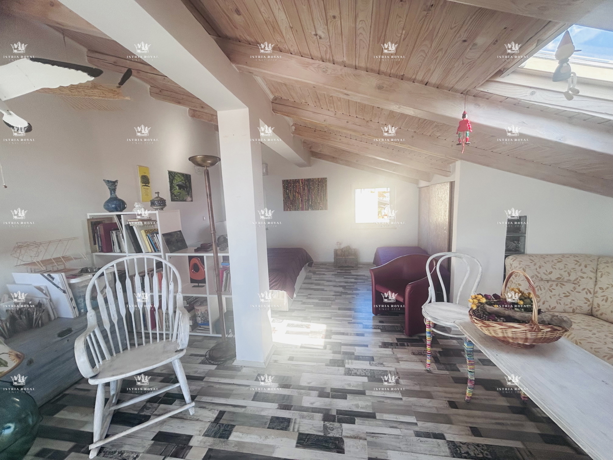 Istra, Brtonigla, appartamento 102,19 m², 2 camere da letto + soggiorno, terrazza, vista mare